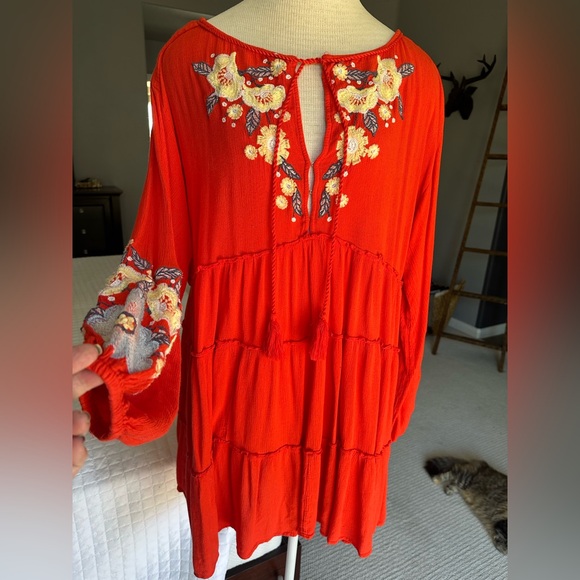 Free People floral embroidered dress, size large - Picture 5 of 14